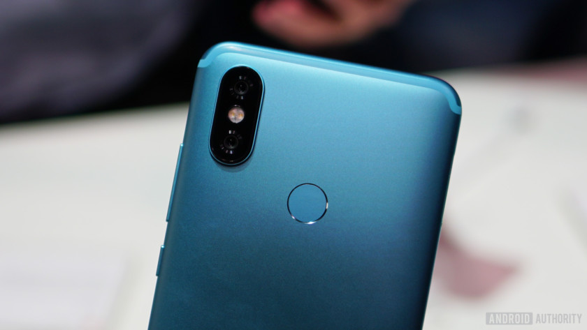  سنسور اثر انگشت دوربین های آبی Xiaomi Mi A2 