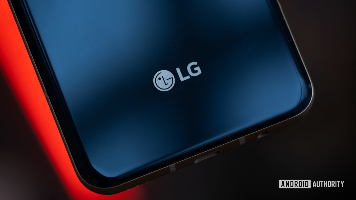  LG V60 logo and camera macro 2 